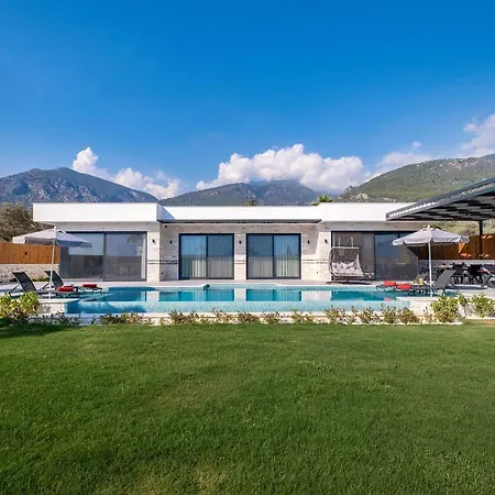 Sundia Villa